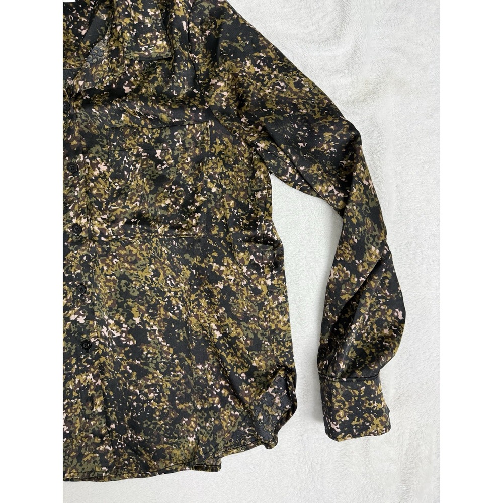 Evereve Sasha Satin Abstract Print Button Up Shirt Work Blouse Date Night Top S - Picture 4 of 14